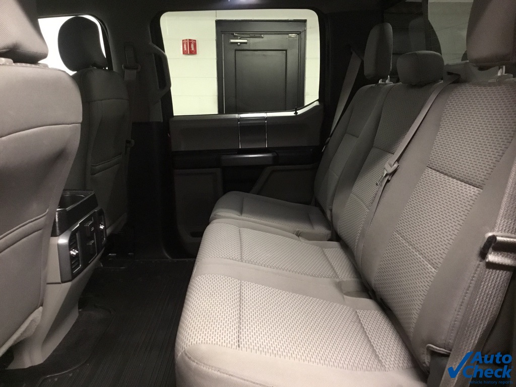 2016 Ford F-150 XLT photo 26