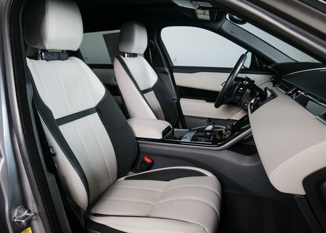 2023 Land Rover Range Rover Velar R-Dynamic S photo 3