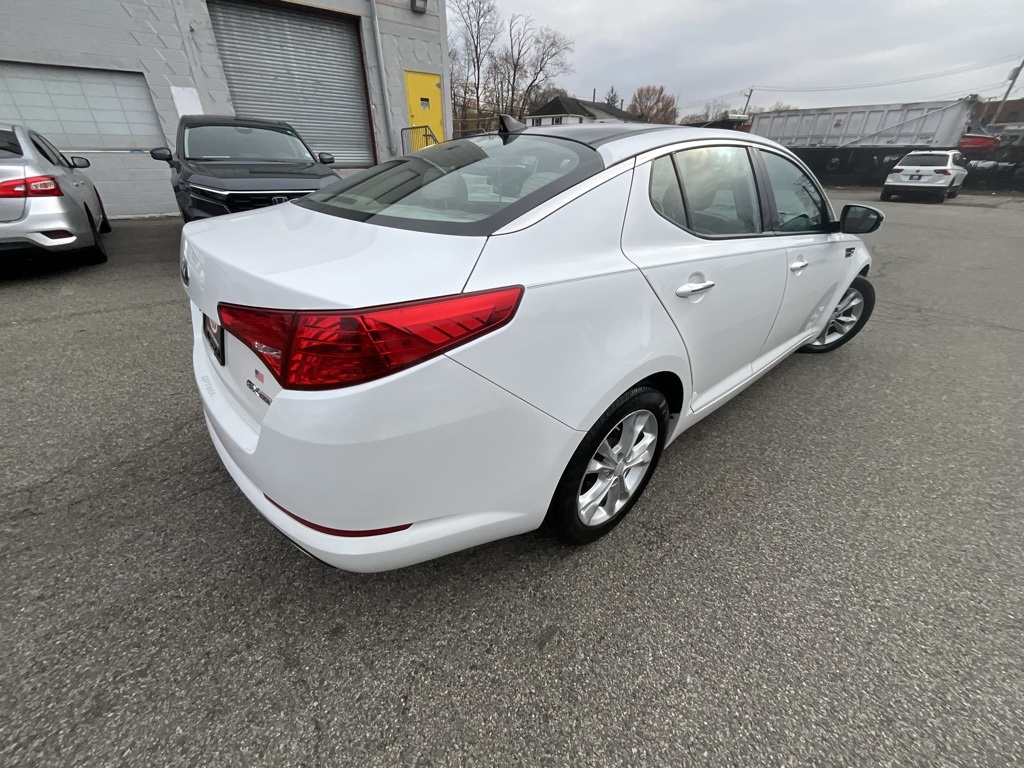 2013 Kia Optima EX photo 3