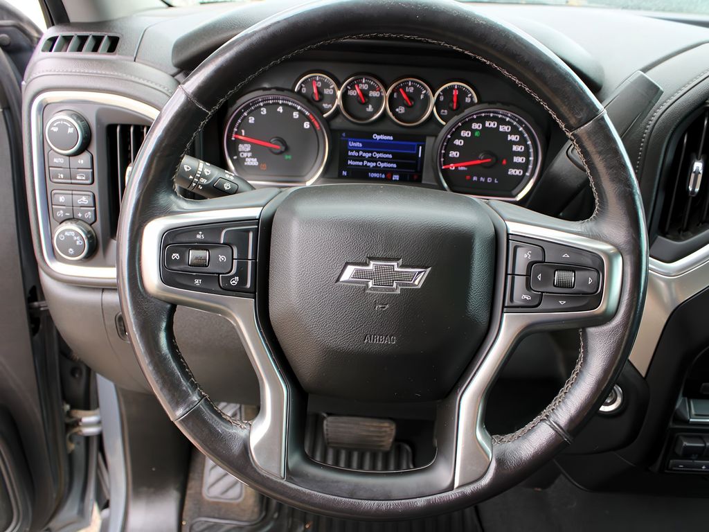 2019 Chevrolet Silverado 1500 RST photo 16