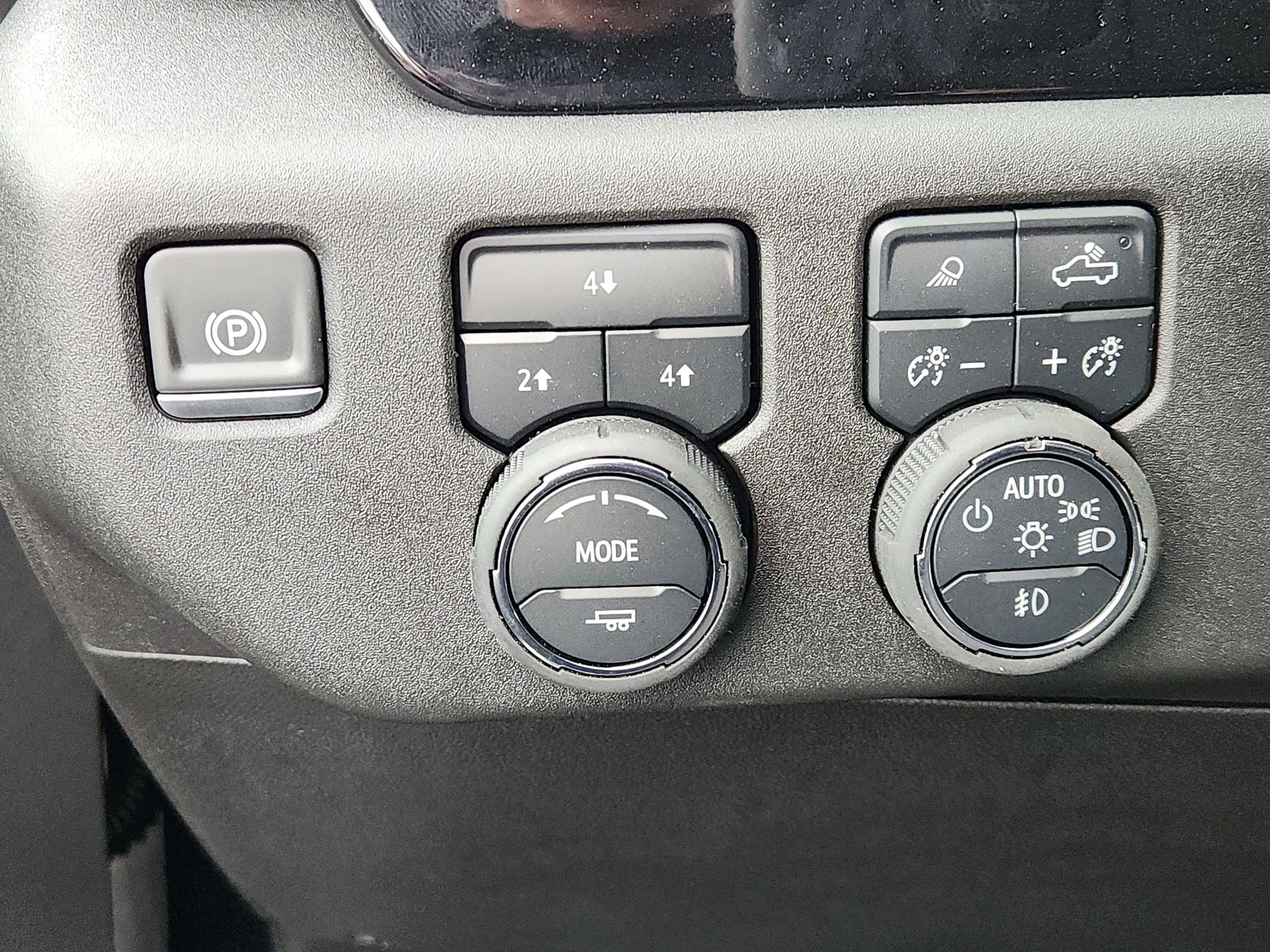 2025 Chevrolet Silverado 2500HD LT photo 17