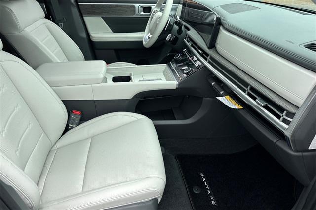 2025 Hyundai Santa Fe Limited photo 12