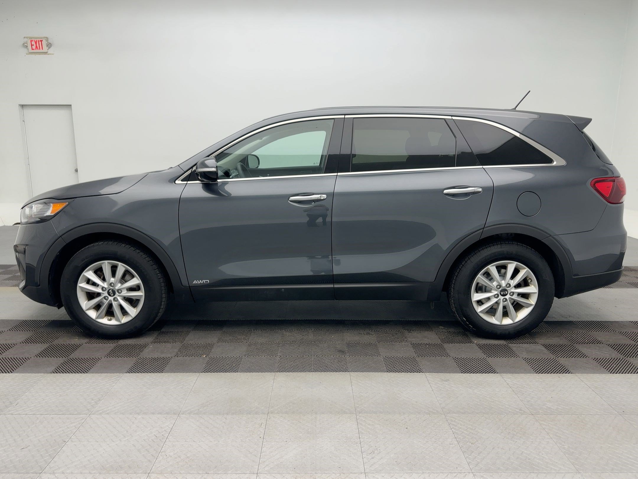 Used 2020 Kia Sorento LX with VIN 5XYPGDA34LG650233 for sale in Chittenango, NY