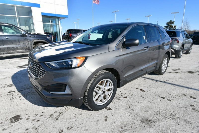 Used 2023 Ford Edge SEL with VIN 2FMPK4J96PBA18522 for sale in North Branch, Minnesota