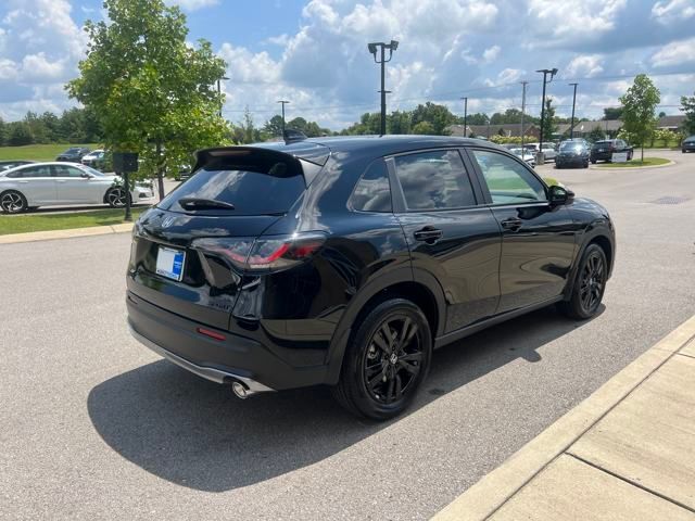 2026 Honda HR-V Sport photo 4
