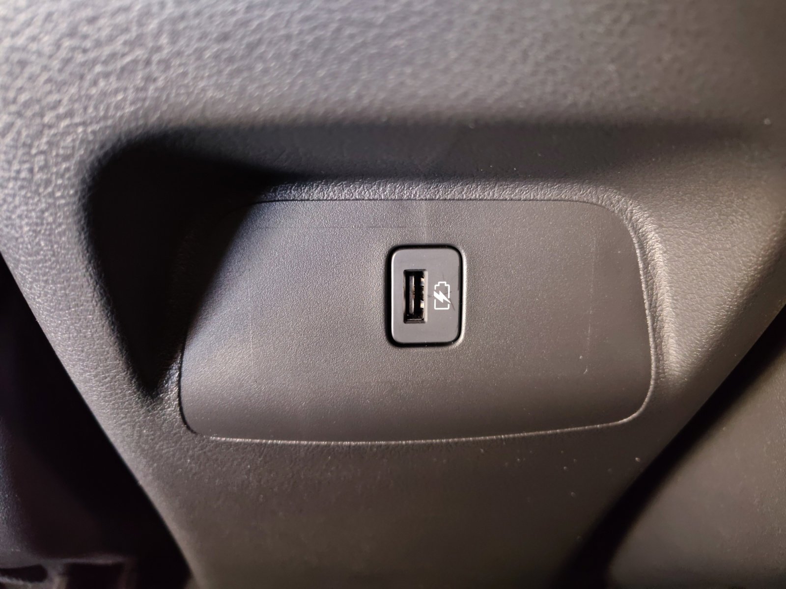 2025 Nissan Sentra SV photo 27