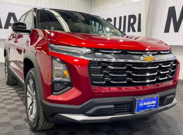 2026 Chevrolet Equinox LT photo 3