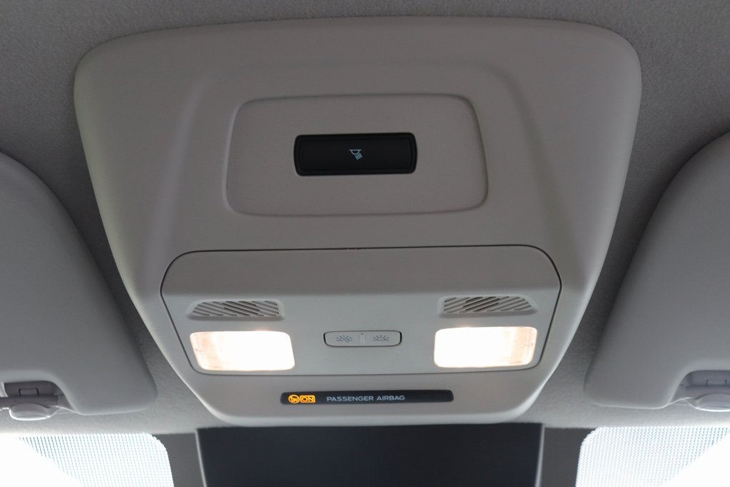 2025 Ford Transit photo 8
