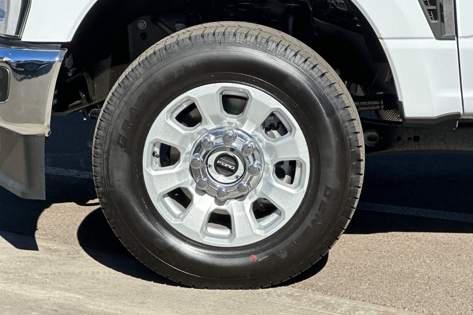 2024 Ford F-350 XLT photo 22