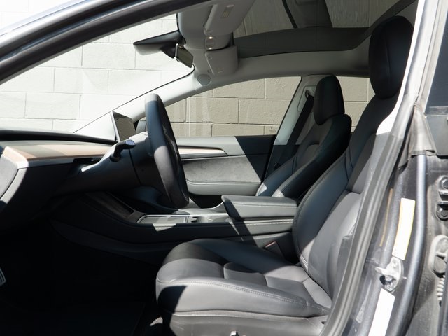 2023 Tesla Model 3 Performance photo 19