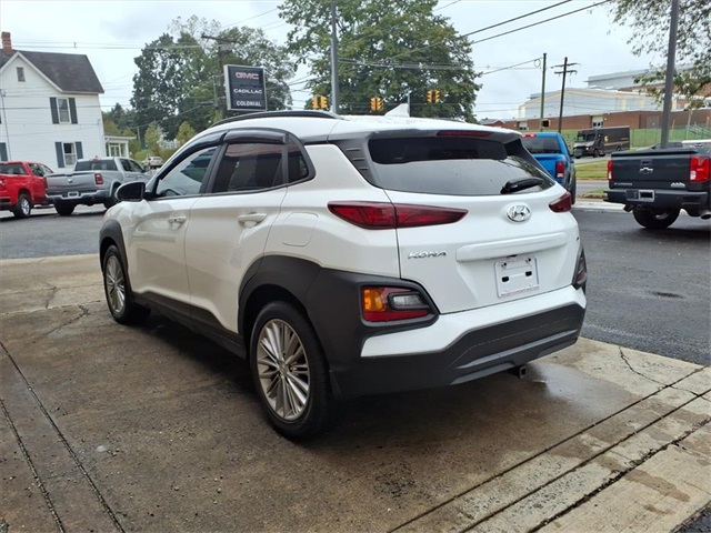 2021 Hyundai Kona SEL Plus photo 2