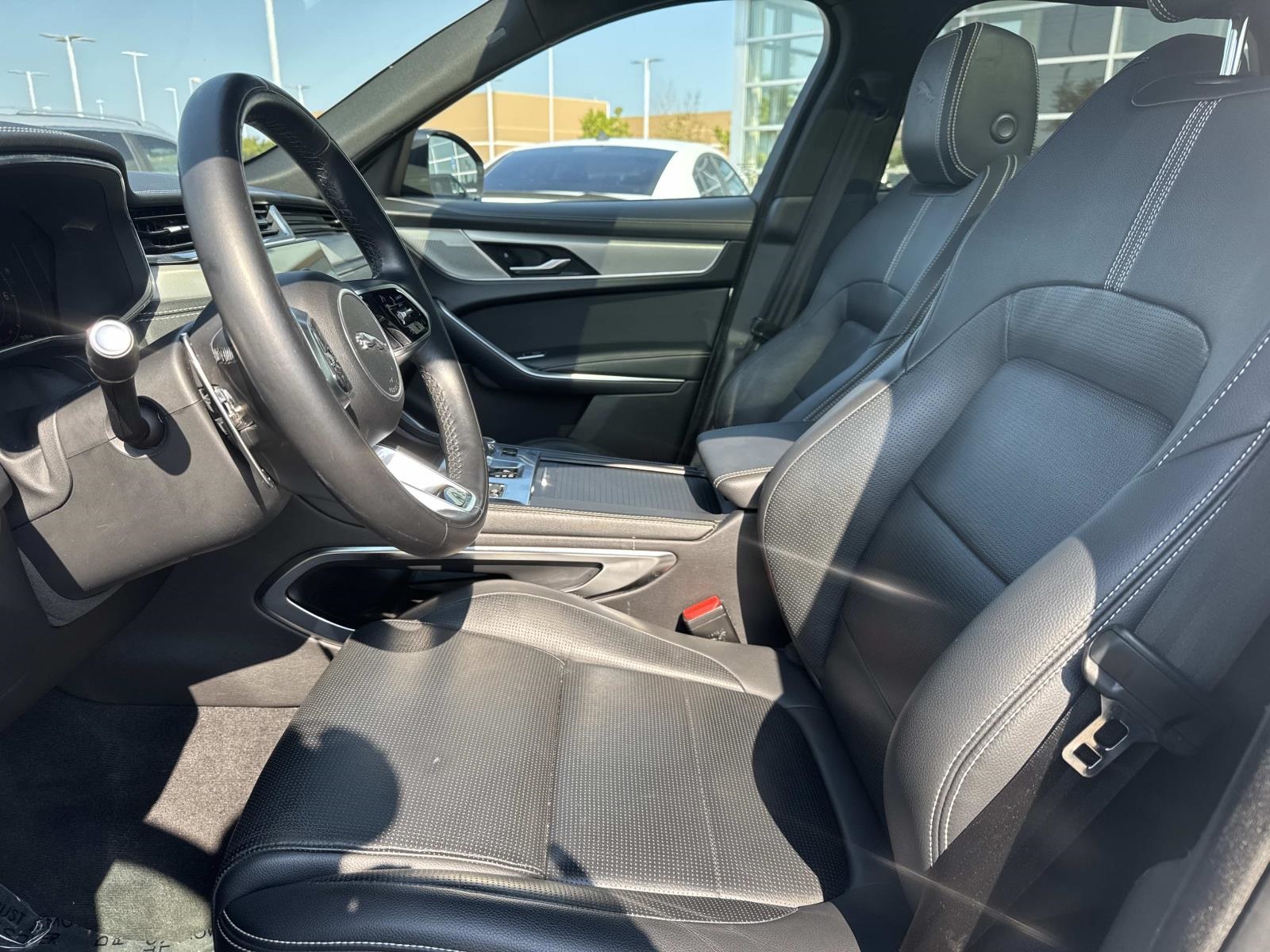 2024 Jaguar F-PACE P250 R-Dynamic S photo 13