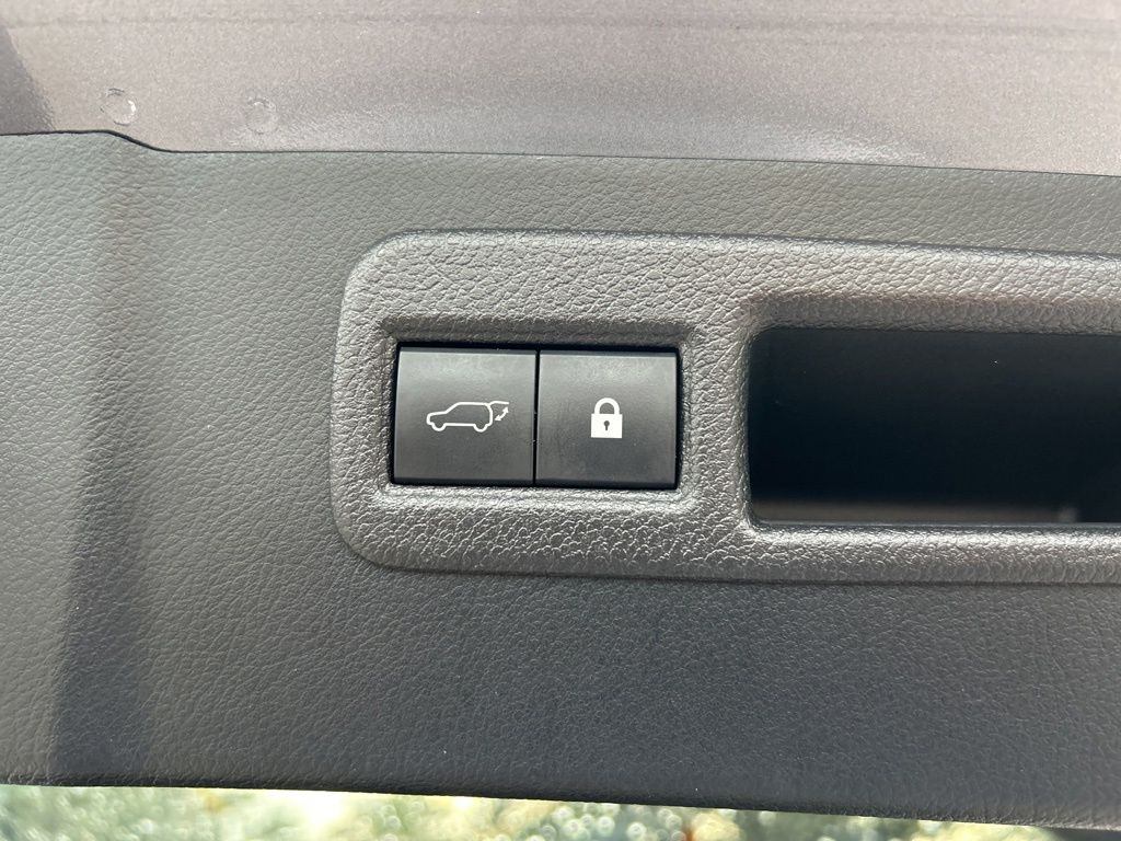 2021 Lexus NX 300 photo 45