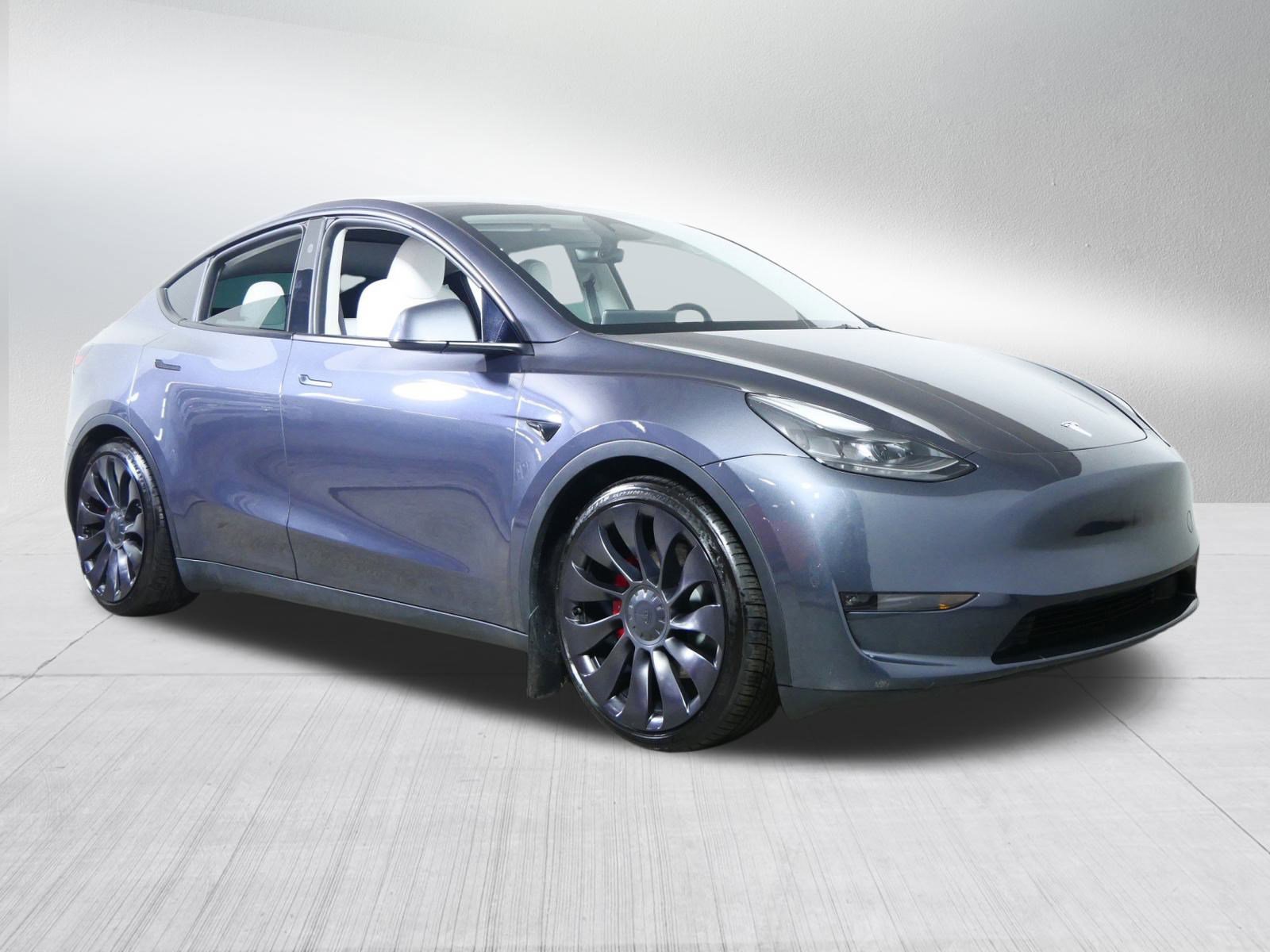 2023 Tesla Model Y Performance's photo