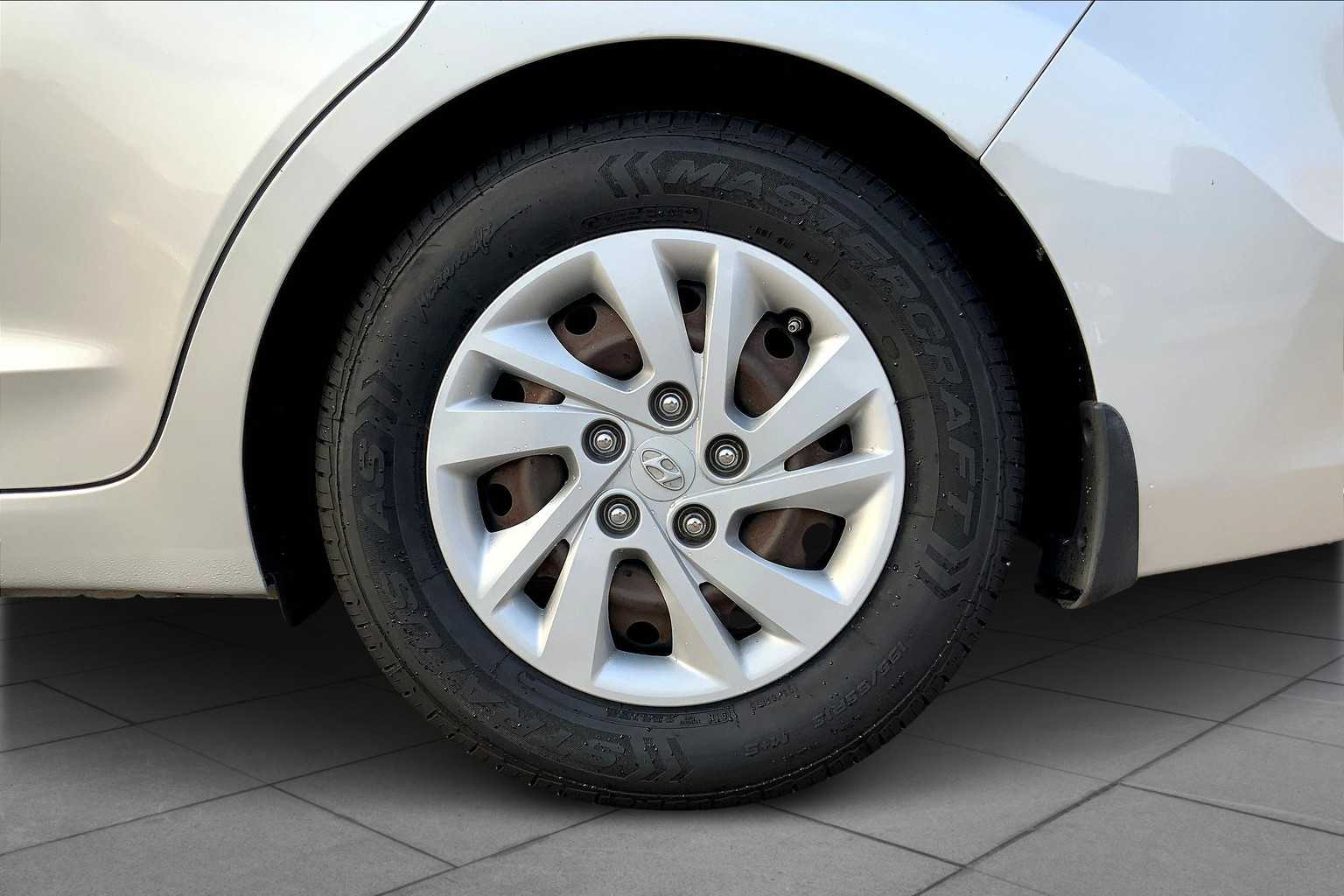 2018 Hyundai Elantra SE photo 9