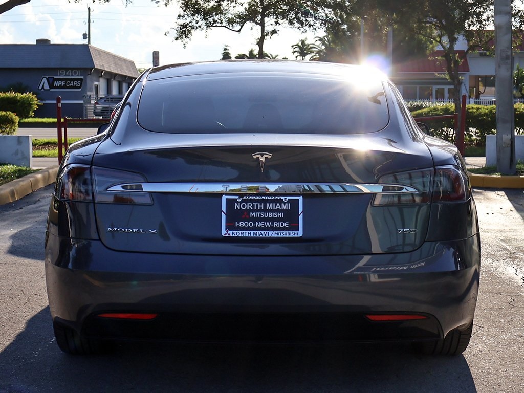2018 Tesla Model S 75D photo 12