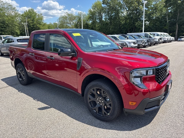 2025 Ford Maverick XLT's photo