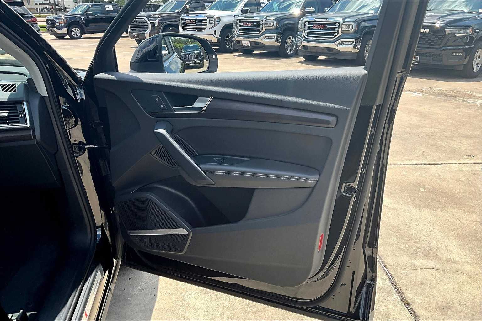 2024 Audi Q5 S line Premium Plus photo 22