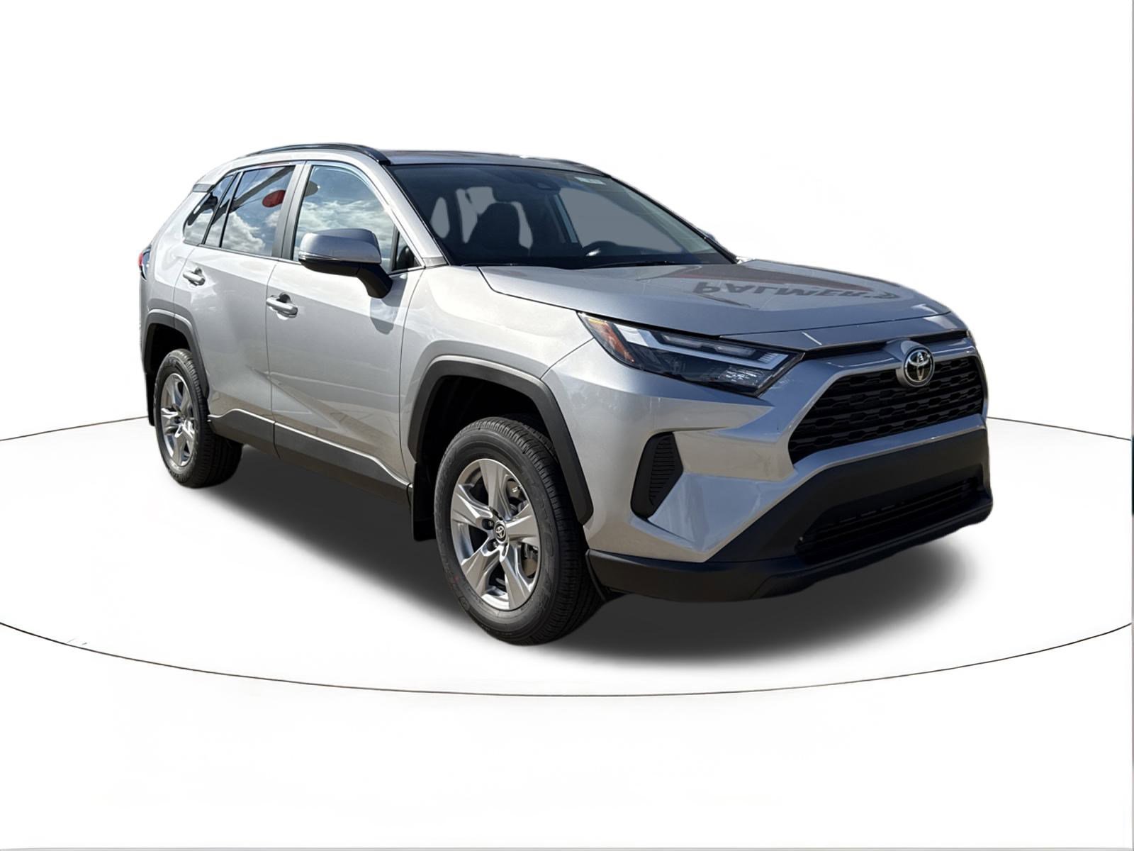 2025 Toyota RAV4 XLE's photo
