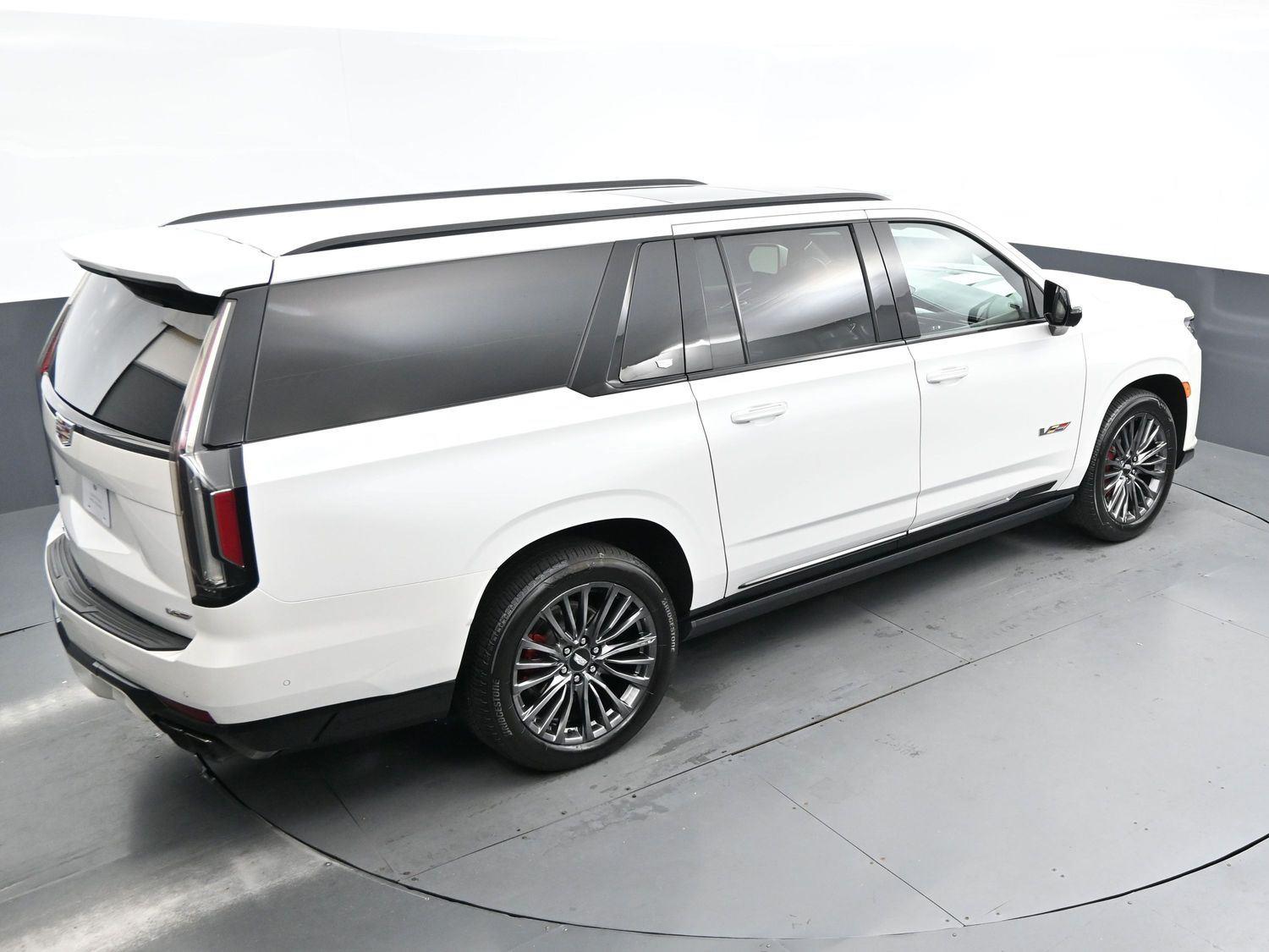 2023 Cadillac Escalade ESV V-Series photo 38