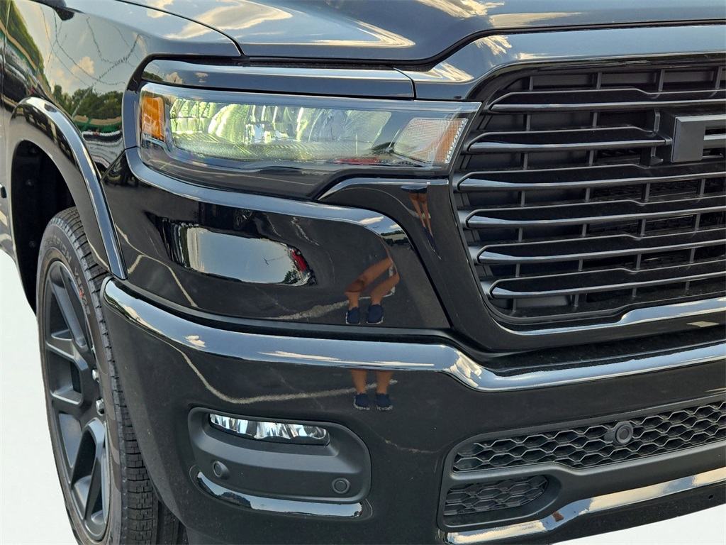 2026 Ram 1500 Laramie photo 3