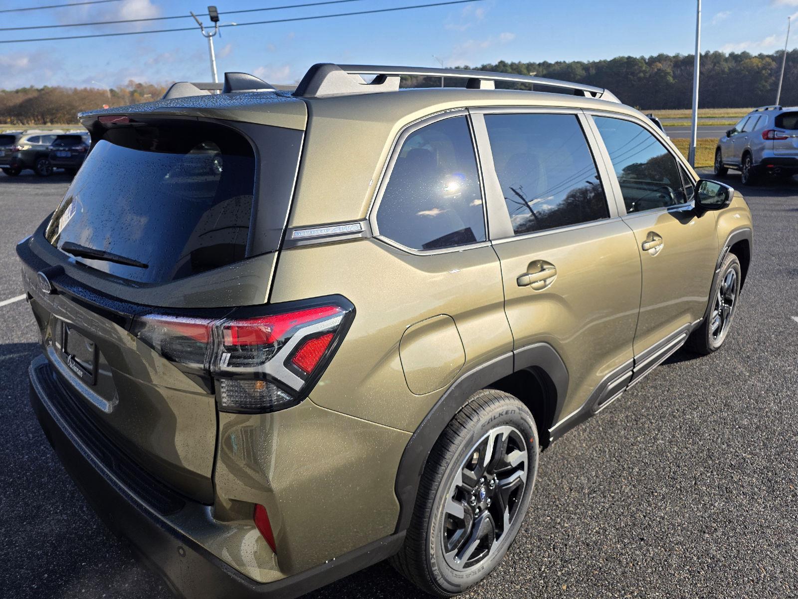 2025 Subaru Forester Limited photo 4