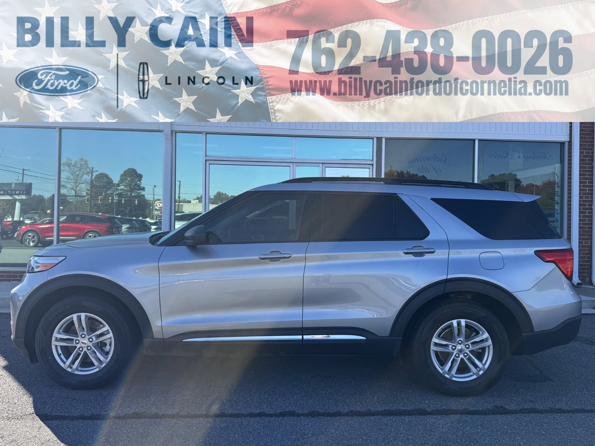 2023 Ford Explorer XLT's photo