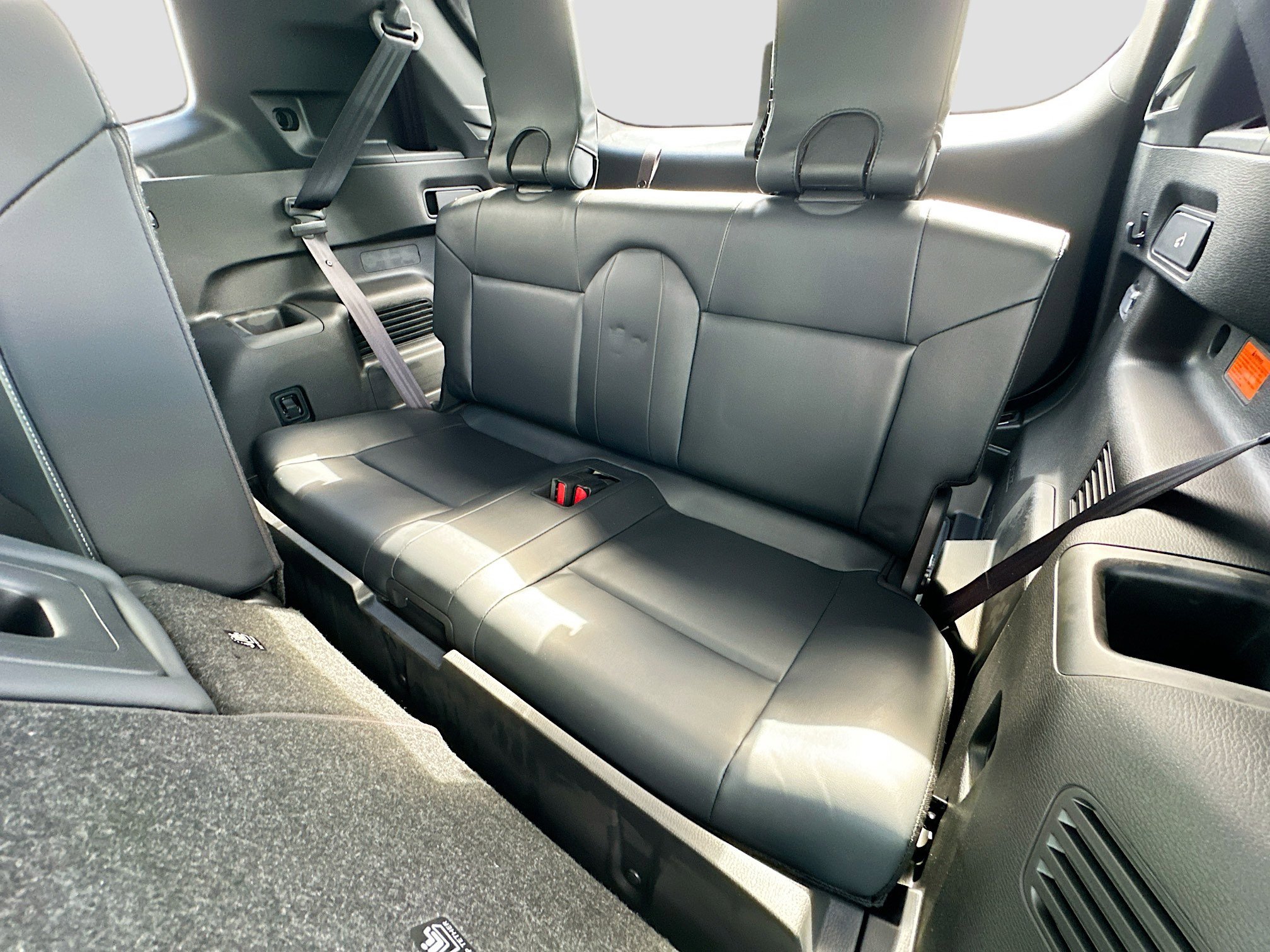 2025 Mitsubishi Outlander PHEV SE photo 20