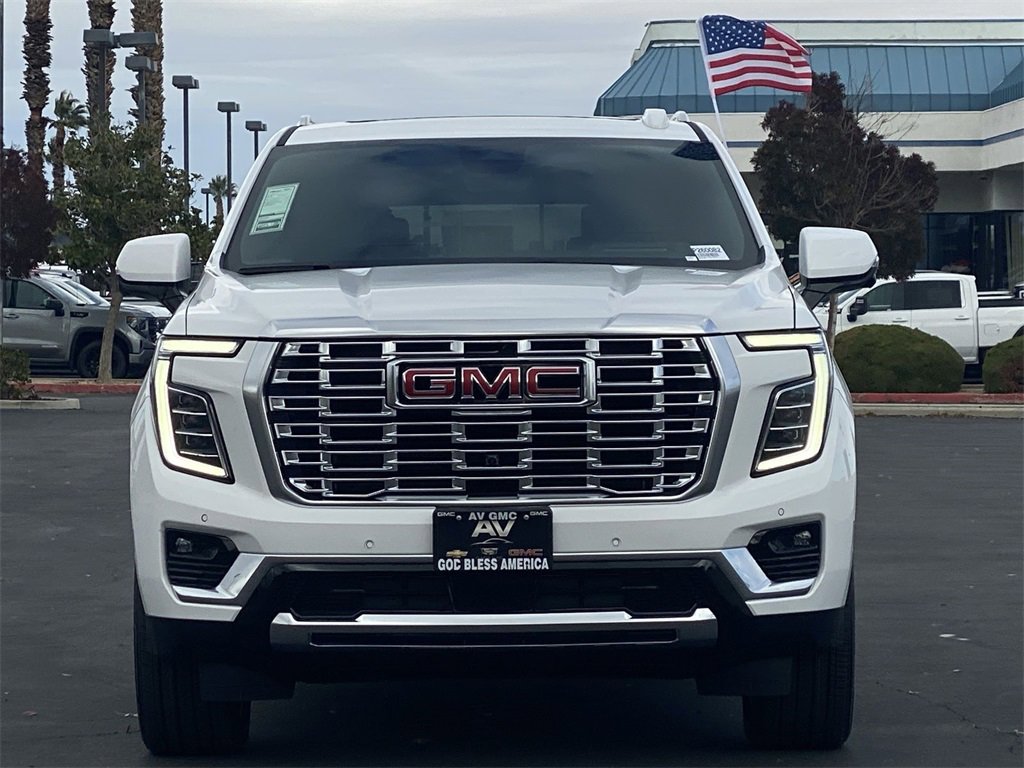 2026 Gmc Yukon XL Denali photo 2