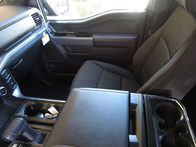 2025 Ford F-150 XLT photo 25