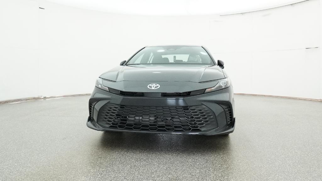2026 Toyota Camry SE photo 2