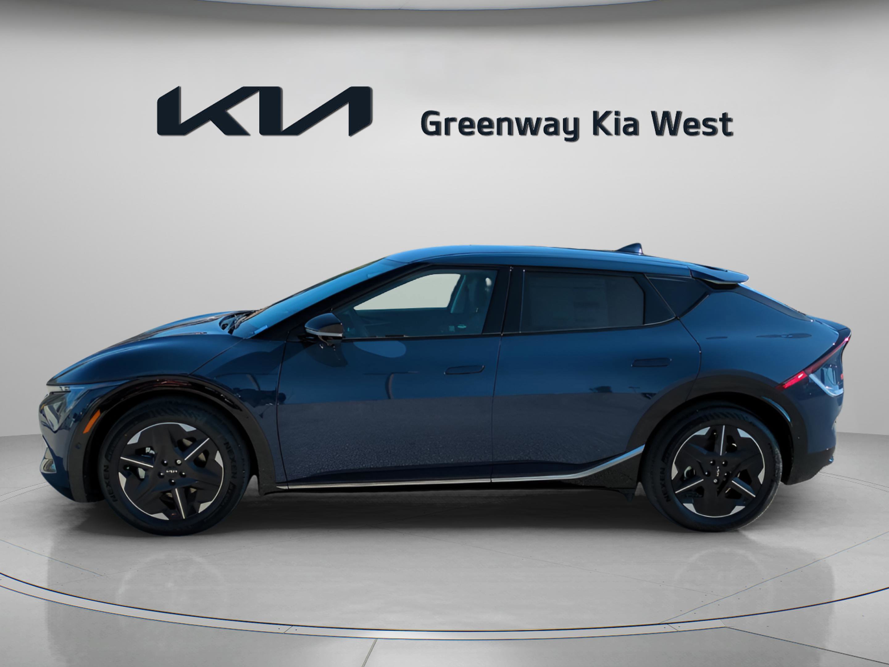 2025 Kia EV6 Wind photo 4