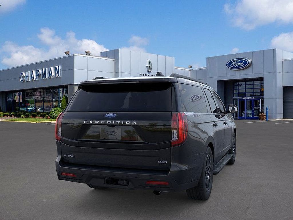 2025 Ford Expedition MAX photo 6