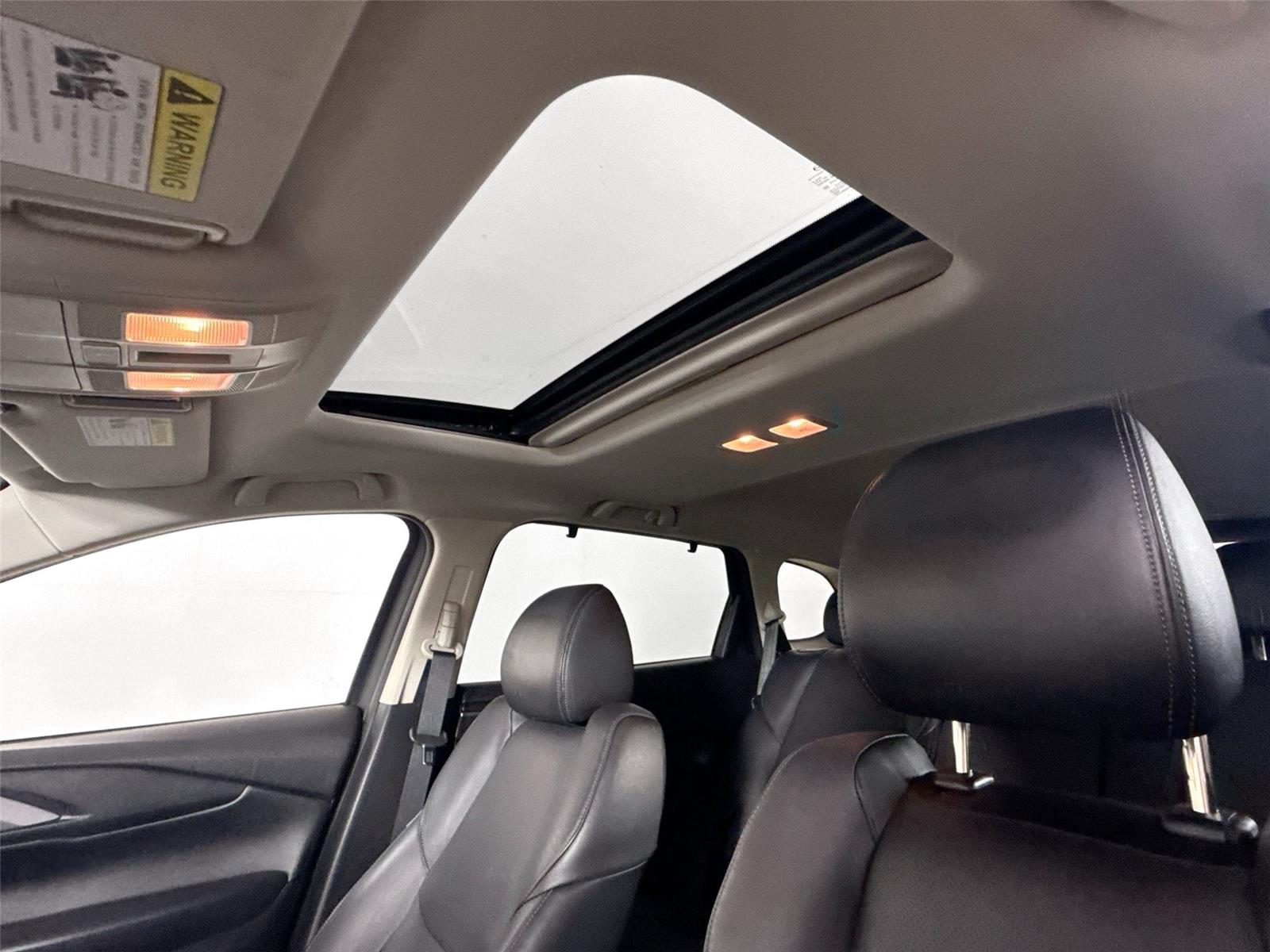 2022 Mazda CX-9 Touring photo 21