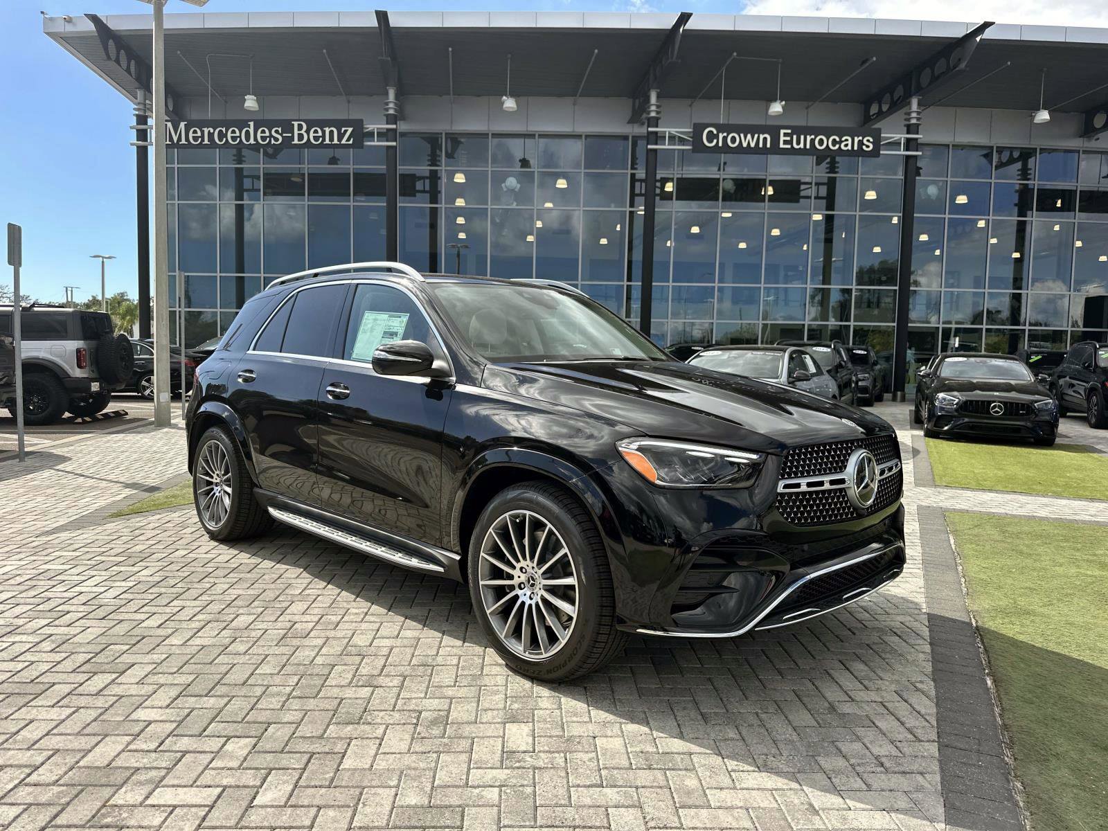 2026 Mercedes Benz GLE 450 4MATIC photo 2