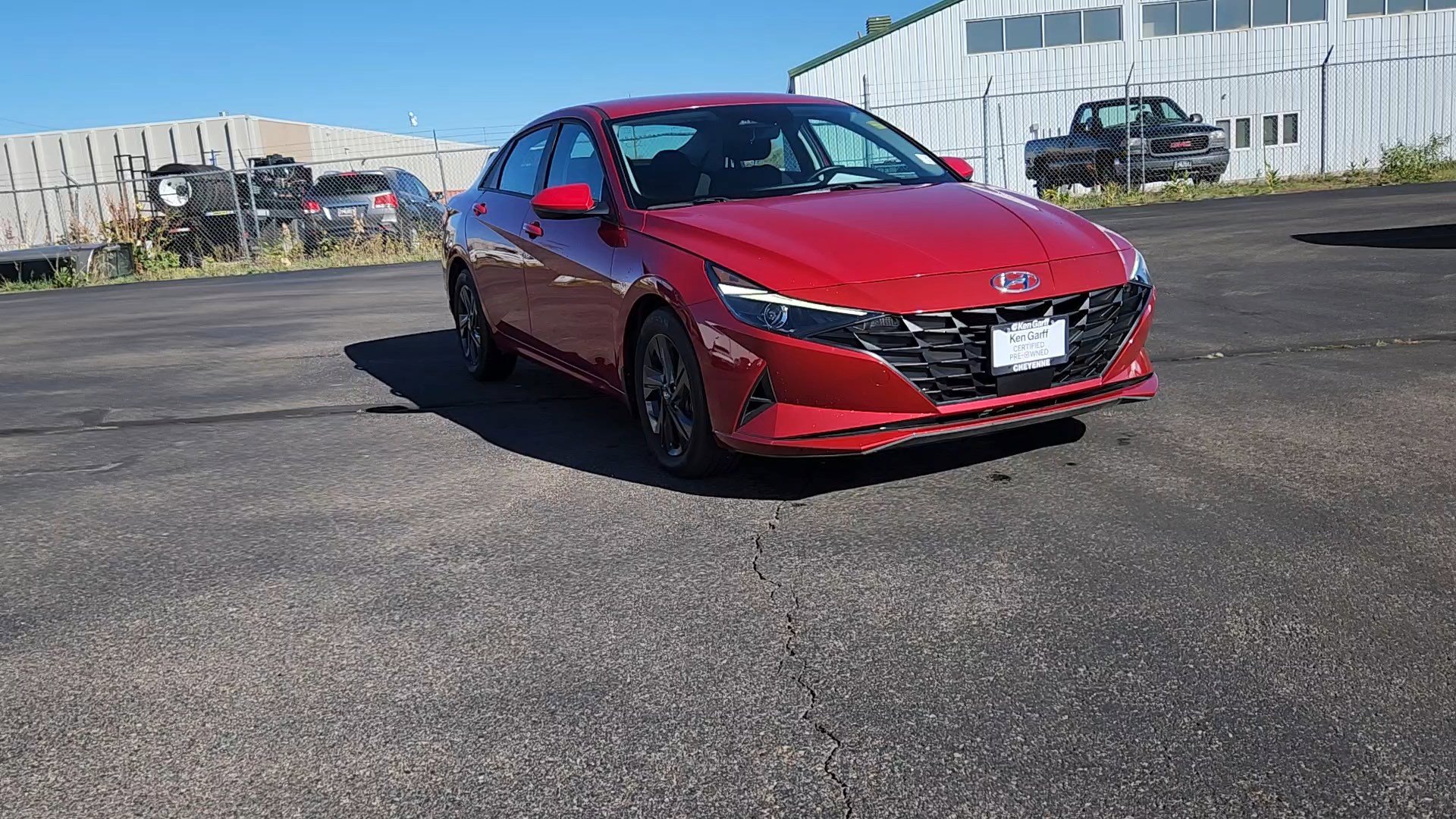 2022 Hyundai Elantra SEL Convenience photo 4