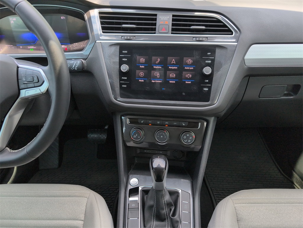 2024 Volkswagen Tiguan S photo 12