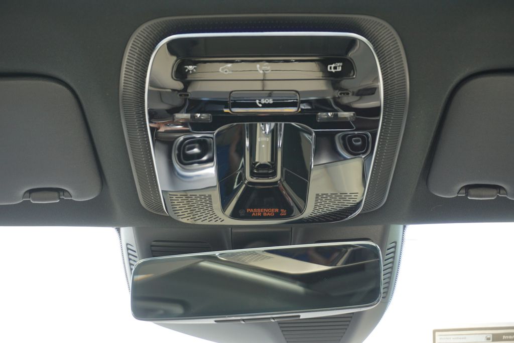 2025 Mercedes Benz C 300 photo 46