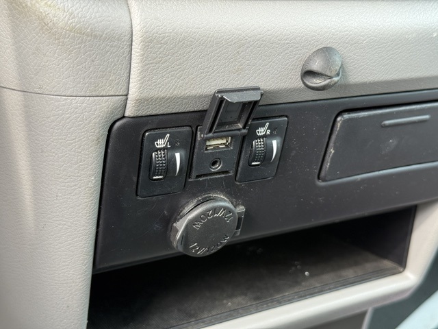 2019 Toyota Sienna XLE photo 18