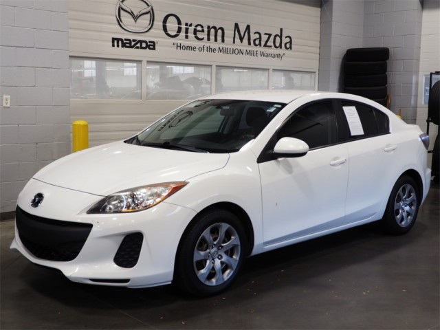 2013 Mazda Mazda3 i SV
