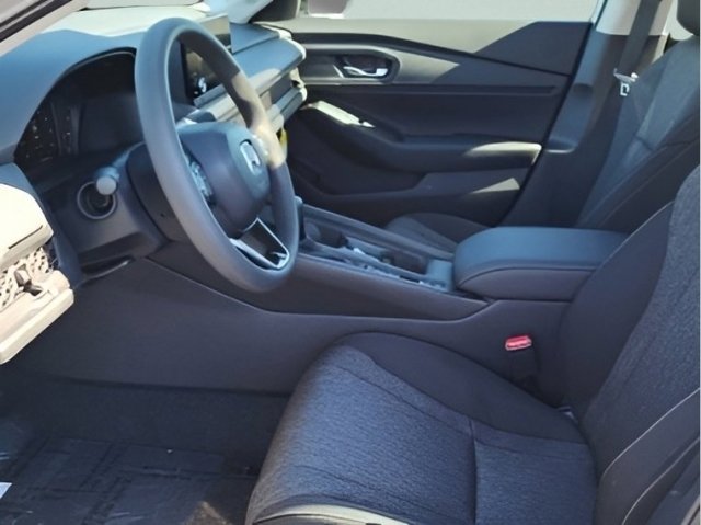 2025 Honda Accord SE photo 8