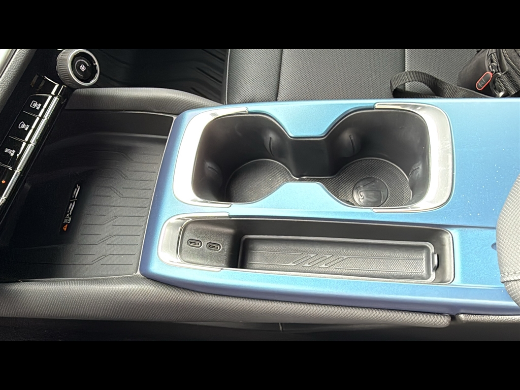 2025 Chevrolet Equinox EV 1LT photo 18