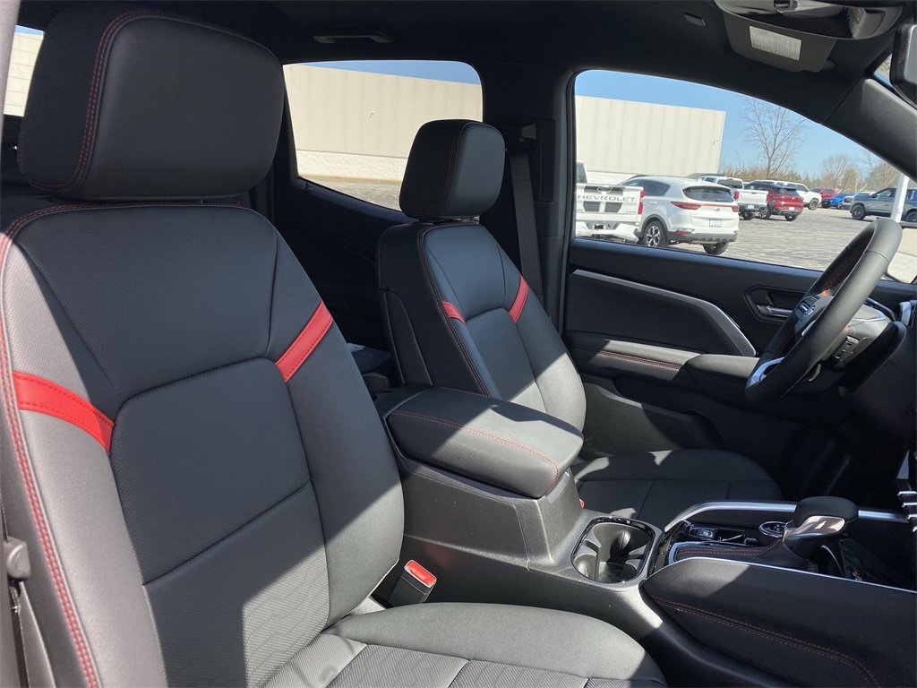 2025 Chevrolet Colorado Z71 photo 31