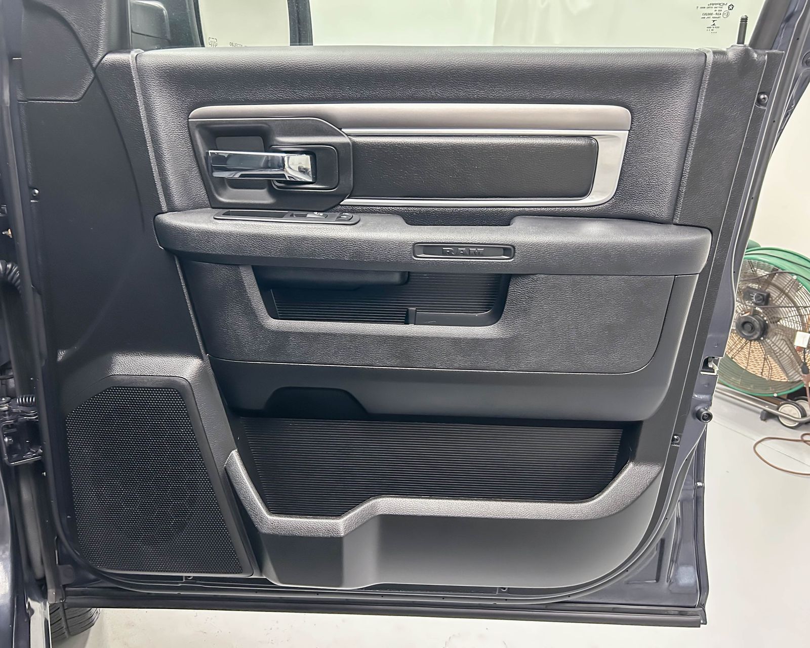 2021 Ram 1500 Classic Warlock photo 15