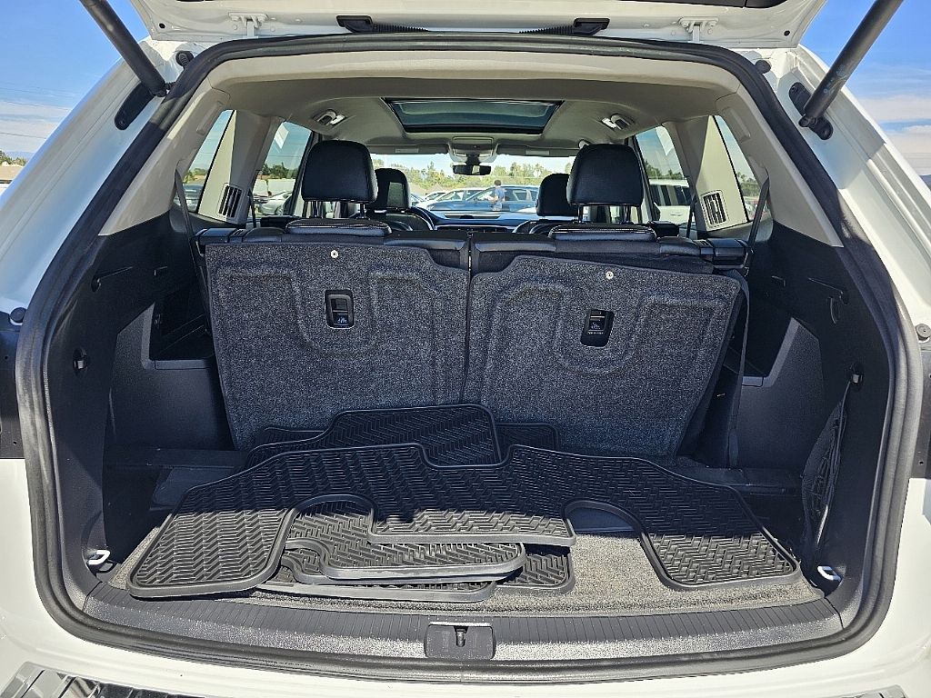 2021 Volkswagen Atlas V6 SEL Premium R-Line photo 13