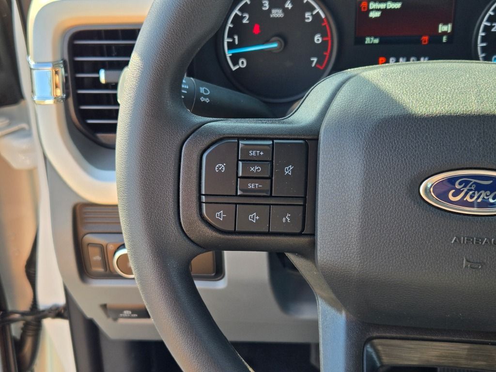 2025 Ford F-250 XL photo 27