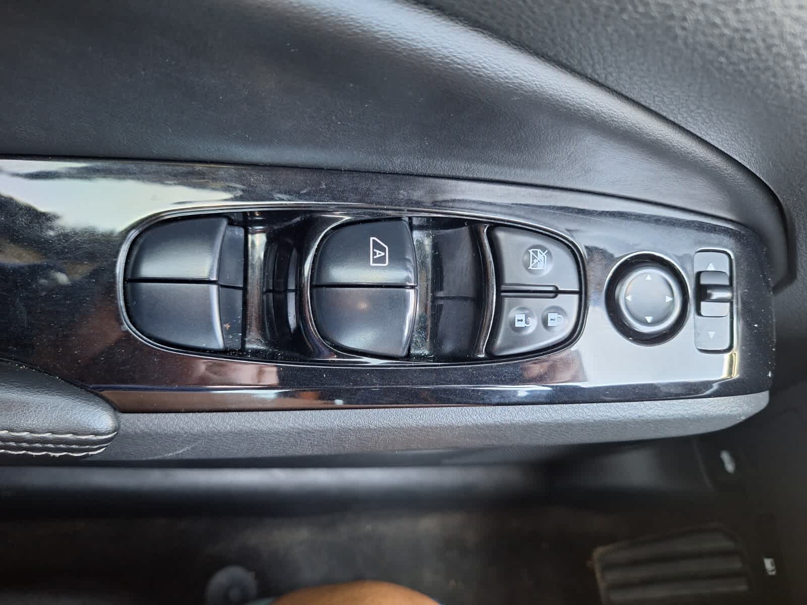 2024 Nissan Altima 2.5 SL photo 18