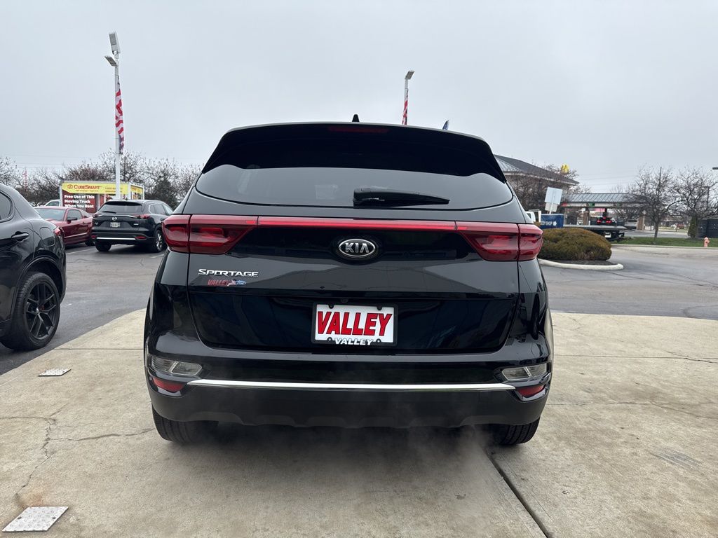 2022 Kia Sportage LX photo 3