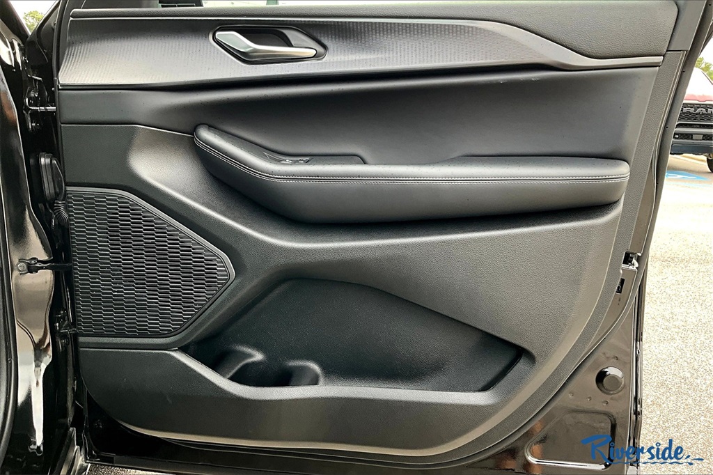 2025 Jeep Grand Cherokee Altitude X photo 26