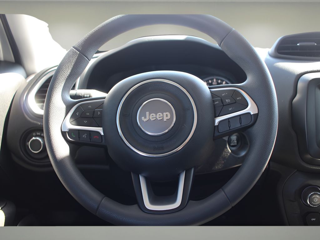 2021 Jeep Renegade Sport photo 18